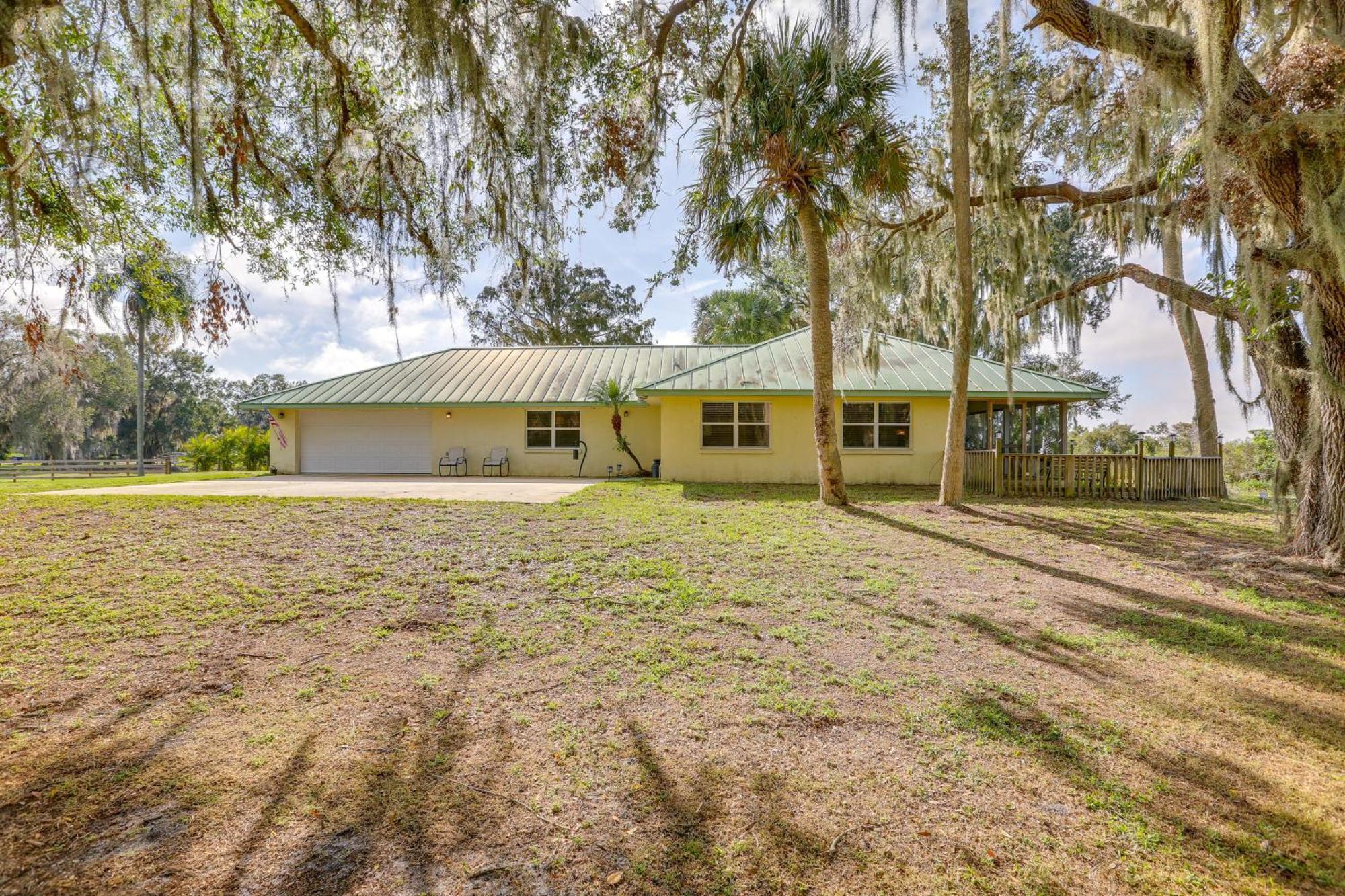 Lush Lorida Home On Lake Istokpoga Sebring Kültér fotó
